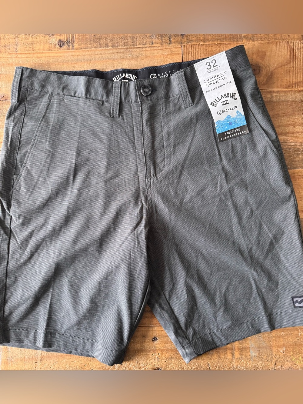 Billabong Men's Hybrid Shorts! NWT!
